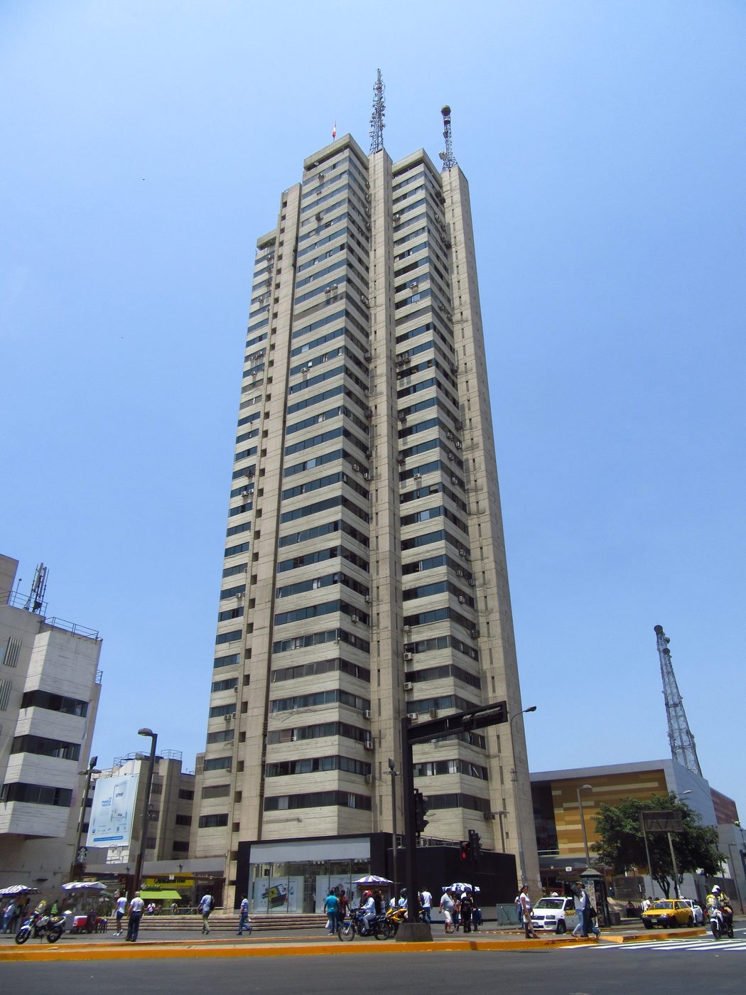 Real Plaza Centro Cívico, Lima